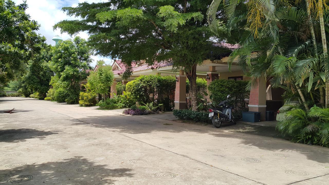 Garden Corner Resort & Hotel Phitsanulok Exterior foto